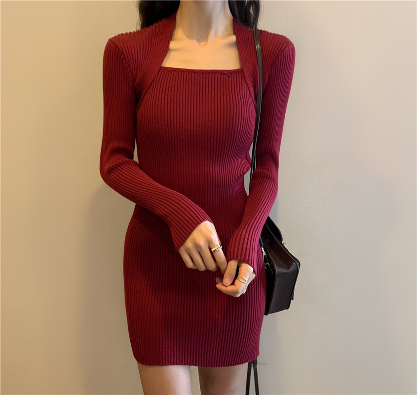 https://fulmo-img-server.com/dresscode-dresscode/244cf39c-1538-4204-9f07-838943a9bf15.jpg