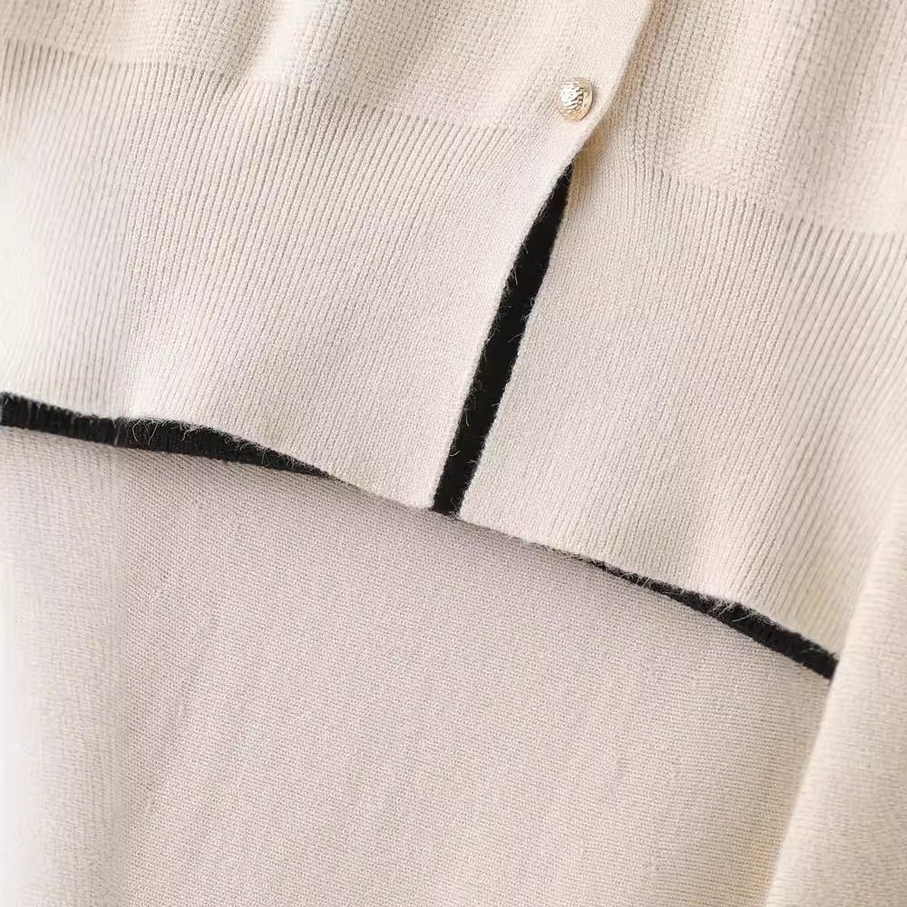 https://fulmo-img-server.com/dresscode-dresscode/25e046cc-fc99-4131-abbf-dc586bc85ec4.jpg