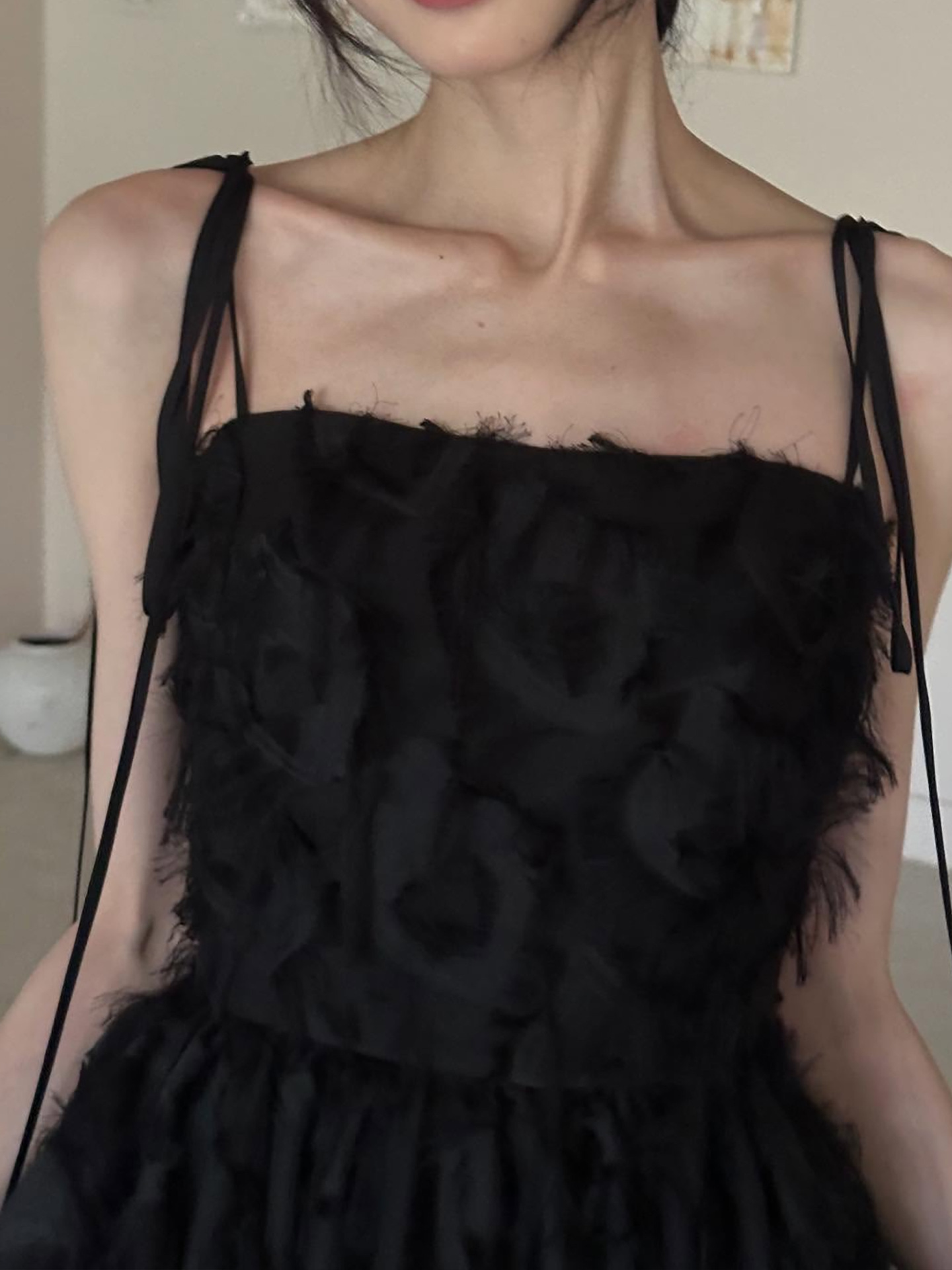 https://fulmo-img-server.com/dresscode-dresscode/28e5d665-742a-4dd4-8268-21f44a9b1635.jpg
