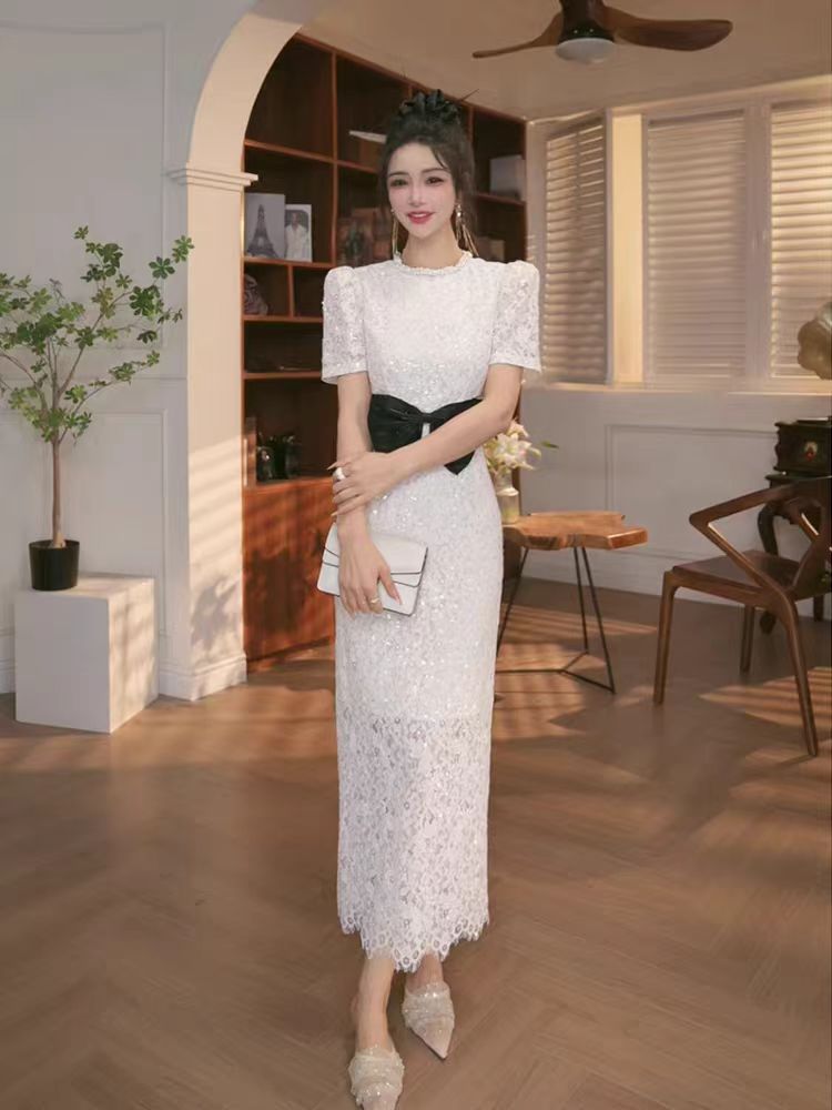 https://fulmo-img-server.com/dresscode-dresscode/2bee63bf-abcb-4ed8-a6a3-681fb09281e7.jpg