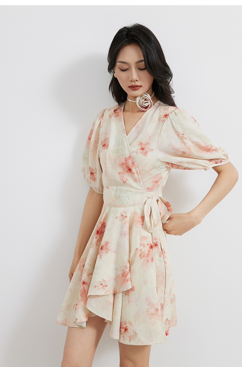 https://fulmo-img-server.com/dresscode-dresscode/2e6bd9eb-c73c-4f89-ab14-34e47f8b98ae.jpg