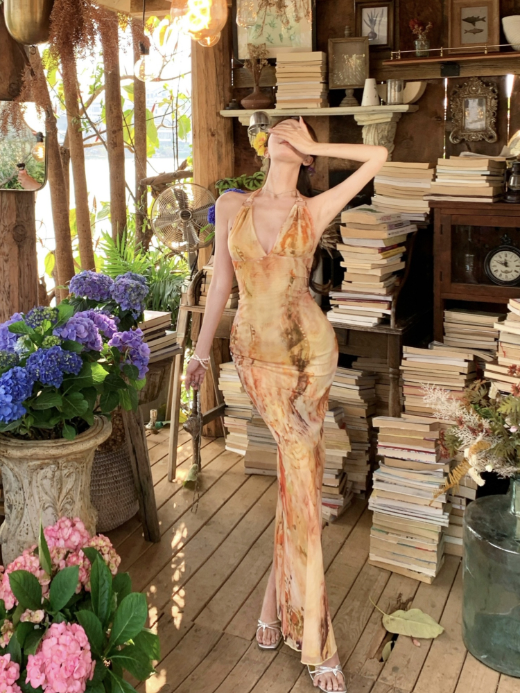 オケージョン ドレス 花柄ホルターネック優美ドレス