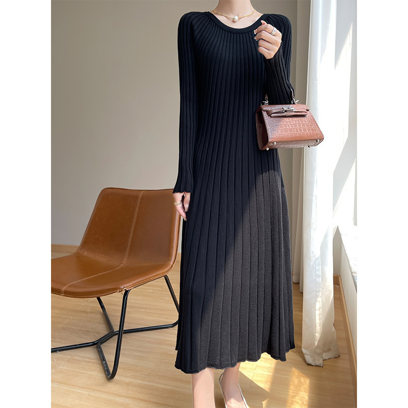 https://fulmo-img-server.com/dresscode-dresscode/2f7358d1-e268-4b15-bcd8-4478a93ceea5.jpg