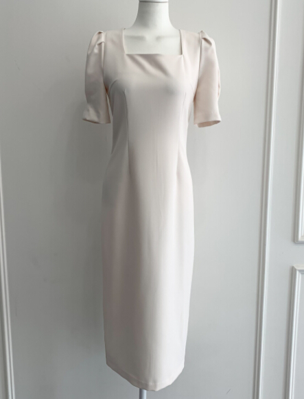https://fulmo-img-server.com/dresscode-dresscode/2f9d062b-775d-449e-90bb-f3df9446bdae.jpg