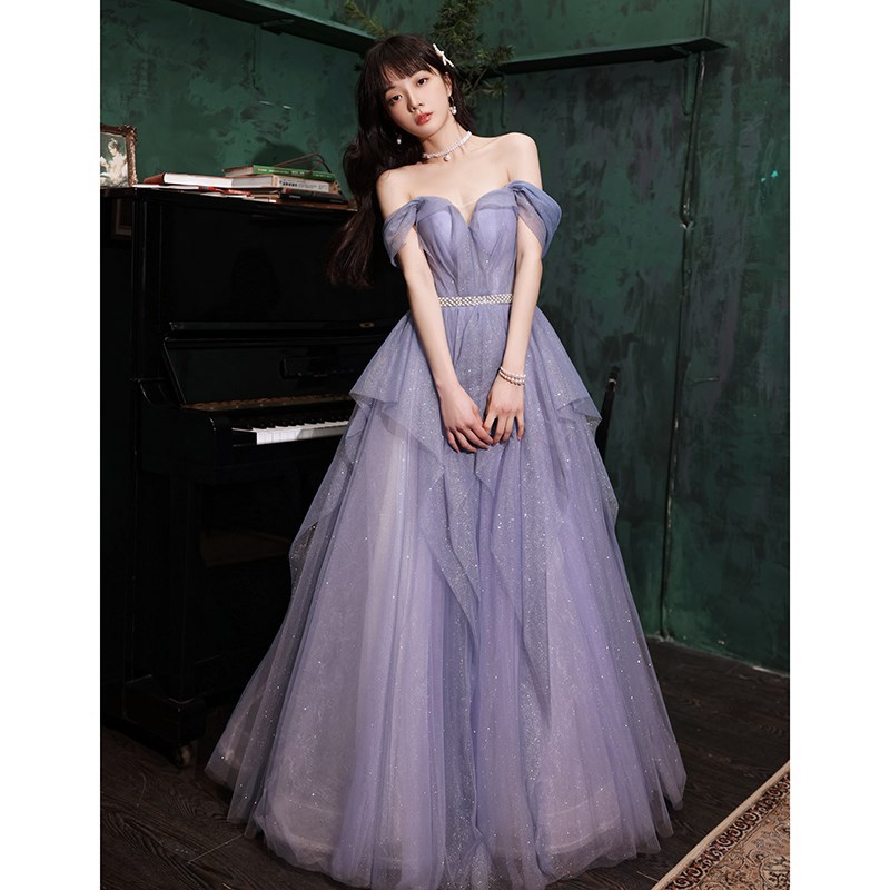 https://fulmo-img-server.com/dresscode-dresscode/2fea34f6-a0ed-4378-88b1-e6076b453ba4.jpg