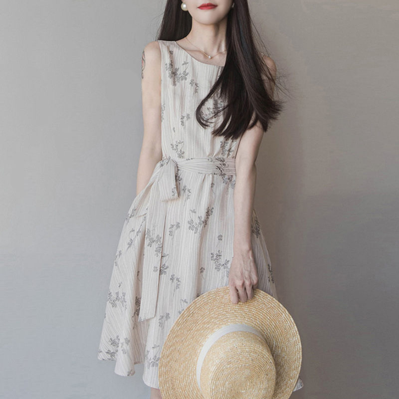 https://fulmo-img-server.com/dresscode-dresscode/31d419b9-391d-4766-9d42-19a0761f385d.jpg