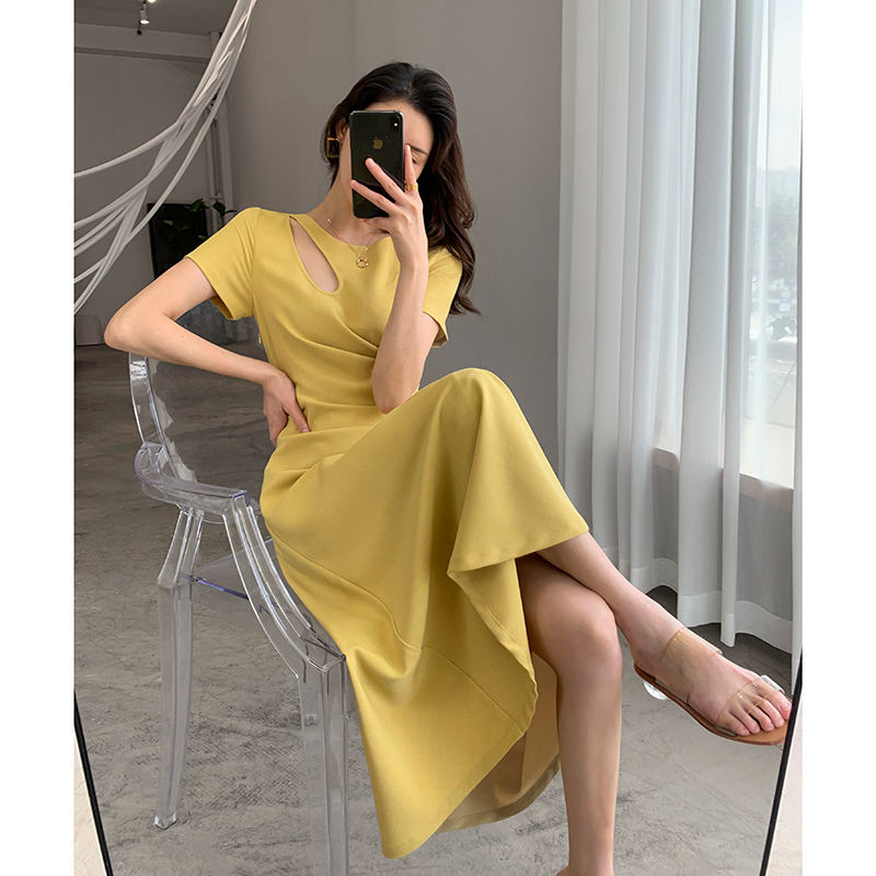 https://fulmo-img-server.com/dresscode-dresscode/3259d09b-6a58-476d-a6f0-d939d86c926c.jpg