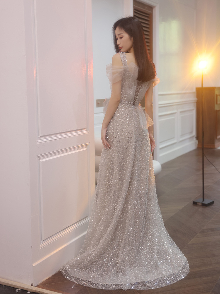 https://fulmo-img-server.com/dresscode-dresscode/33087ac9-adb2-4247-b461-ac7c497d5c1f.jpg