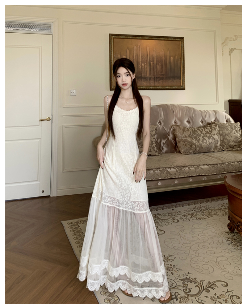 https://fulmo-img-server.com/dresscode-dresscode/33a3cd96-bad8-45b2-b48c-54f95bc0e667.jpg