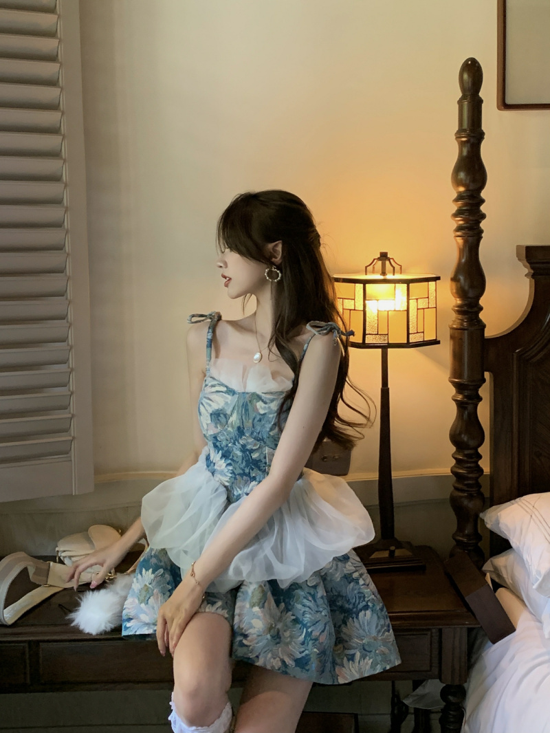 オケージョン ドレス 花柄刺繍チュールペプラムキャミソールドレス