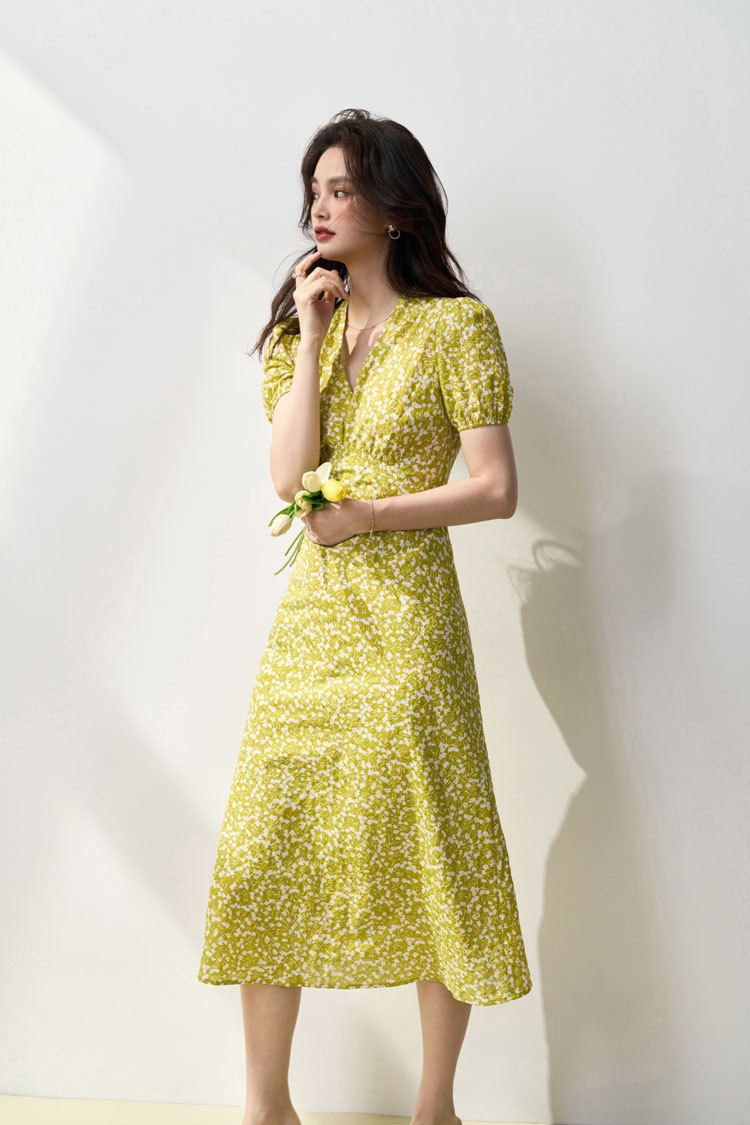 https://fulmo-img-server.com/dresscode-dresscode/34535749-4855-49f7-8e7f-7b184b9119eb.jpg