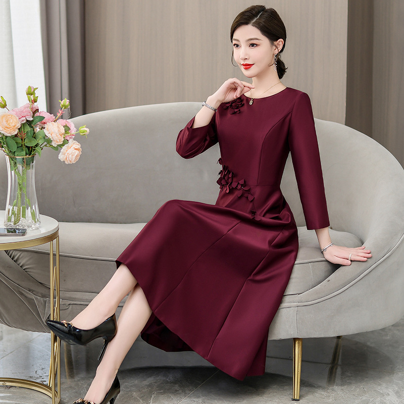 https://fulmo-img-server.com/dresscode-dresscode/35e8ff02-a518-4d74-b15b-6df29f4ddbcd.jpg