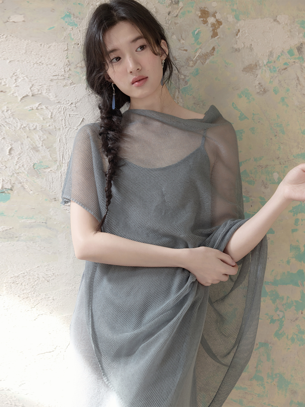 https://fulmo-img-server.com/dresscode-dresscode/370f8530-c755-4dd2-afb1-0fb7e9340d35.jpg