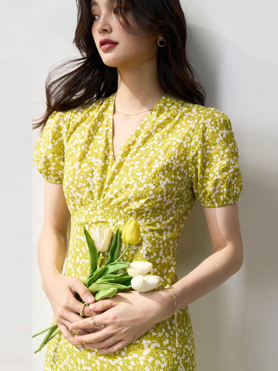 https://fulmo-img-server.com/dresscode-dresscode/37c24743-0409-456e-9ba7-4b97d2e7be0e.jpg