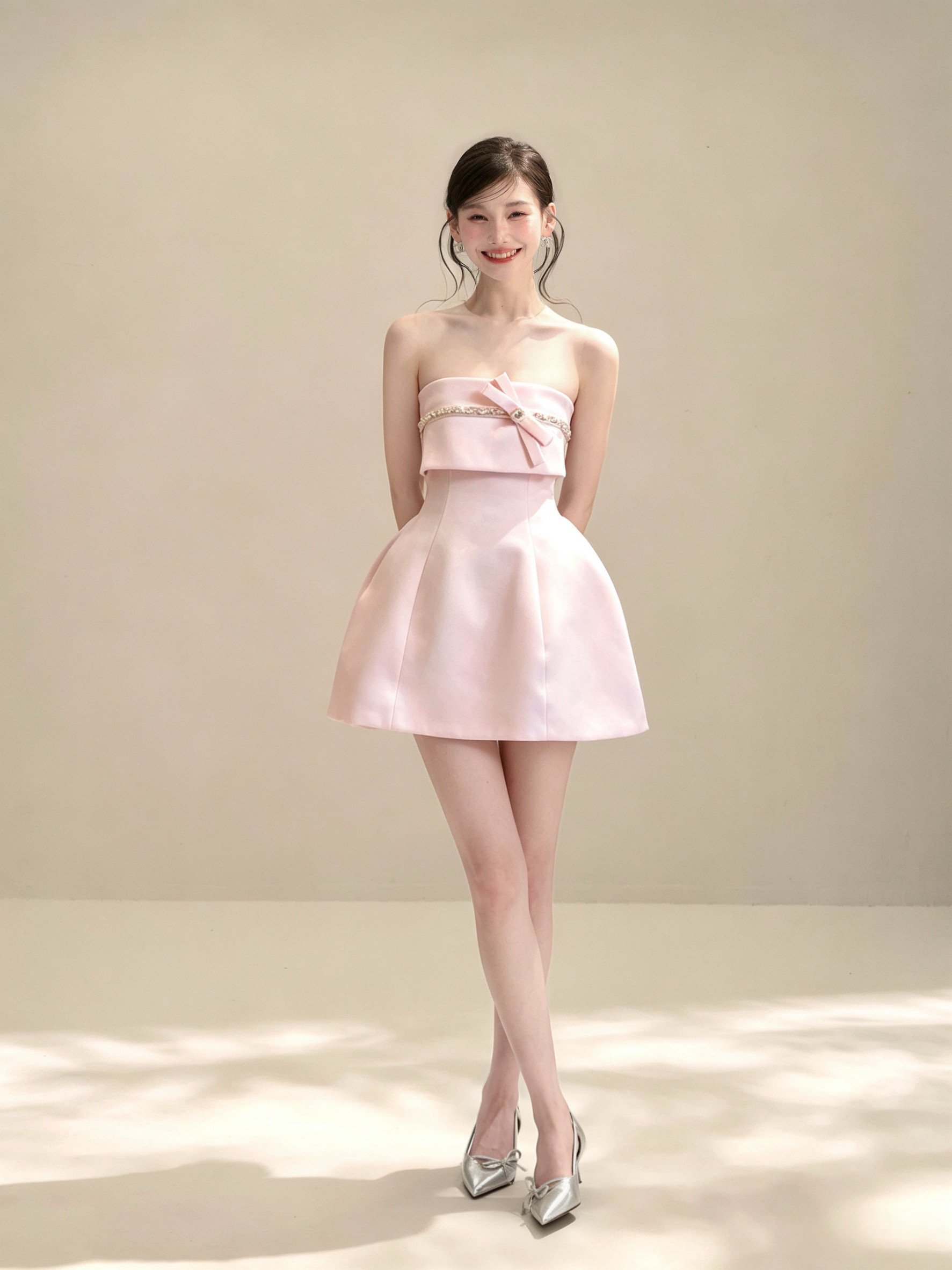 https://fulmo-img-server.com/dresscode-dresscode/380afdc7-3ca2-4c19-b361-8ca132d06d11.jpg
