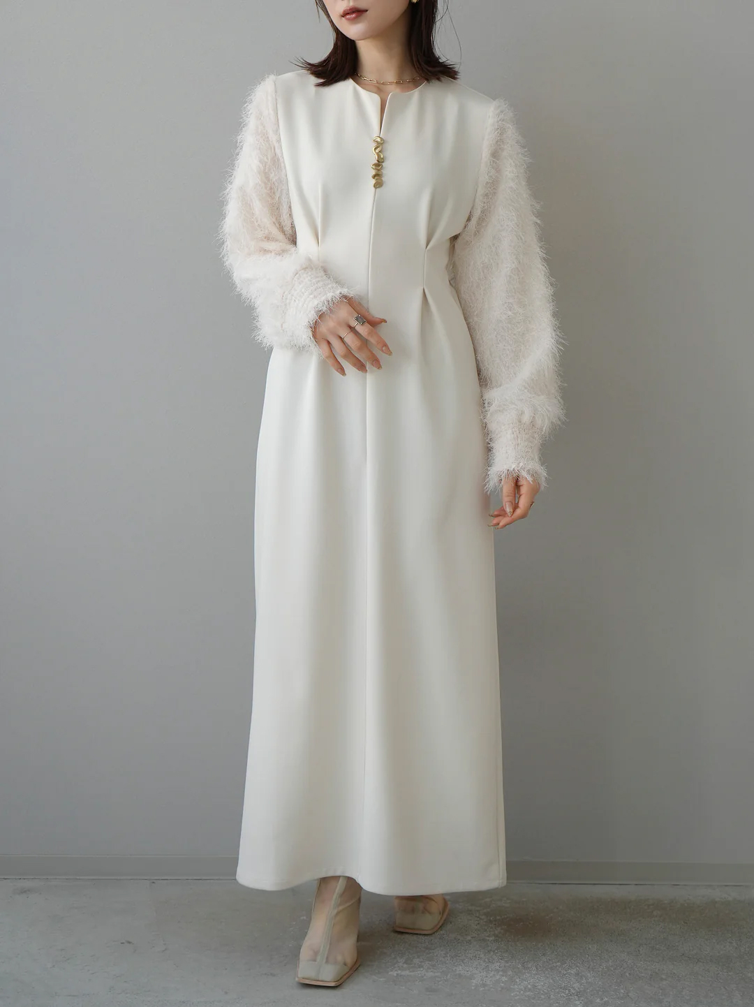 https://fulmo-img-server.com/dresscode-dresscode/3914497a-90b5-40a6-88a6-054e6f9ebfbe.jpg