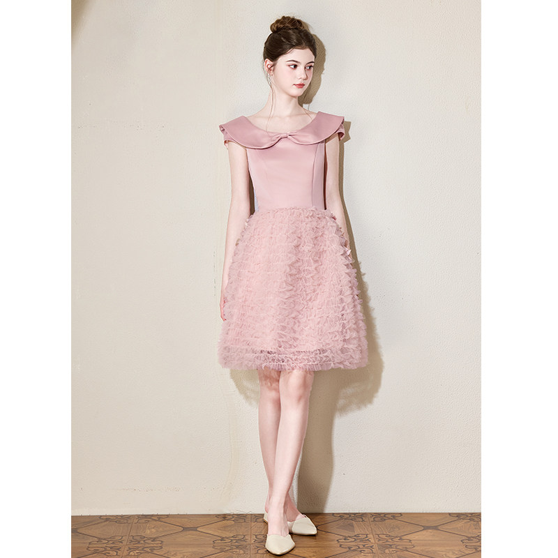 https://fulmo-img-server.com/dresscode-dresscode/3a23fdc3-a065-4886-b23e-db96fb74e5c3.jpg