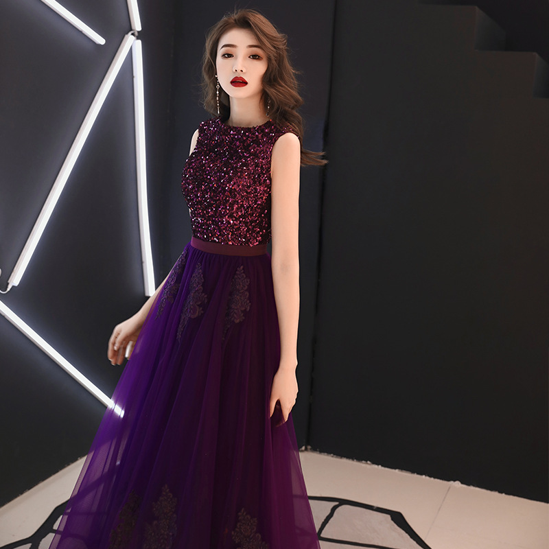 https://fulmo-img-server.com/dresscode-dresscode/3a665123-e8a0-4024-82cb-d5551b7a86ee.jpg