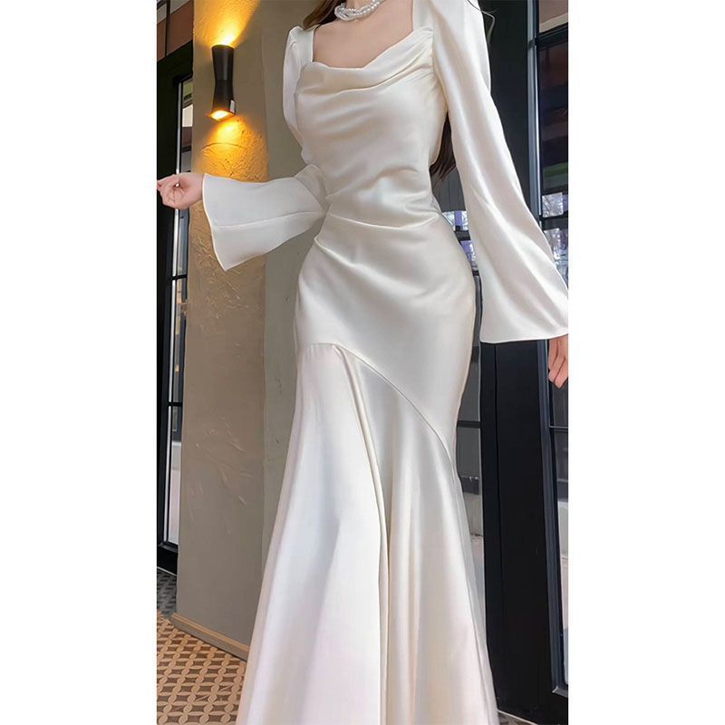 https://fulmo-img-server.com/dresscode-dresscode/3aa7f08f-edb6-4f1f-a9e5-9f95be7fc0db.jpg