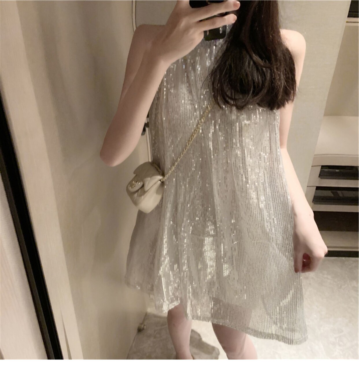 https://fulmo-img-server.com/dresscode-dresscode/3ab19624-0ffc-40fa-bc34-937bf5f0a83c.jpg