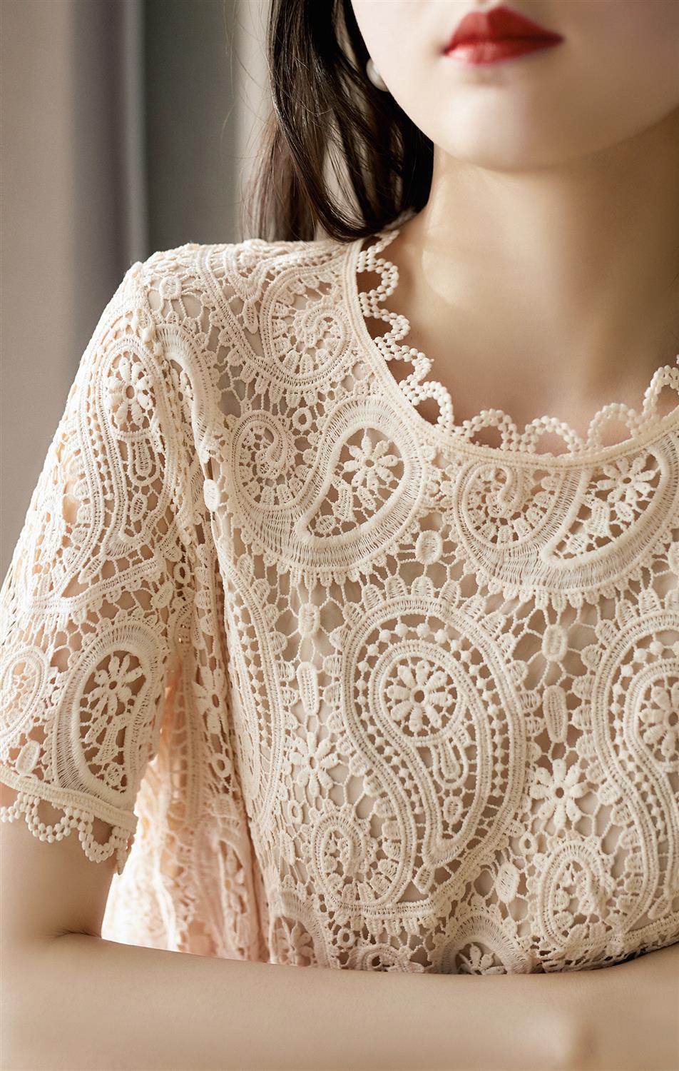 https://fulmo-img-server.com/dresscode-dresscode/3fd67bb2-343a-44f5-ae64-73ecda48a500.jpg