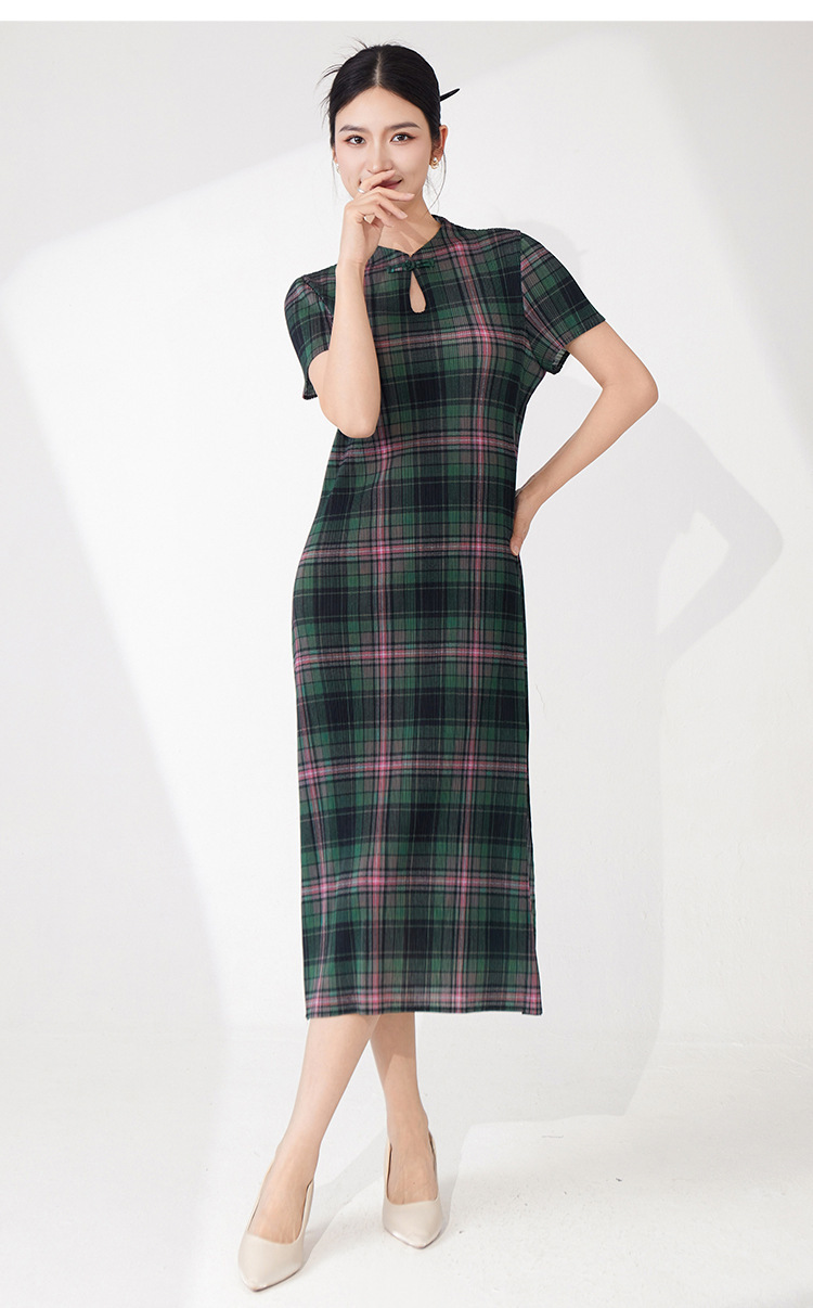 https://fulmo-img-server.com/dresscode-dresscode/40a4a47b-a921-46d0-b7a0-87a3021eacad.jpg