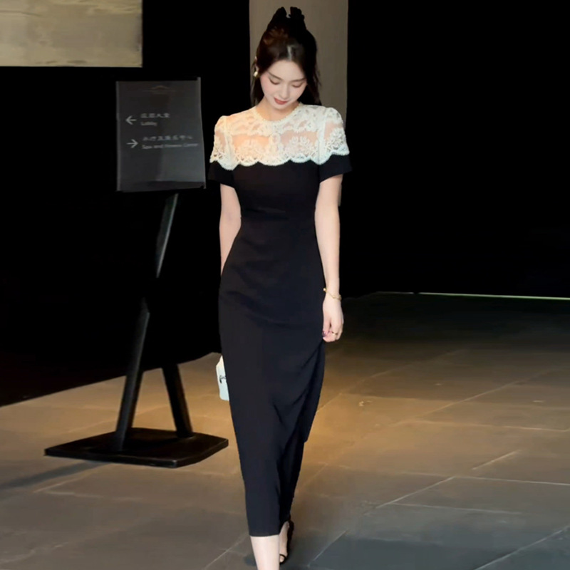 https://fulmo-img-server.com/dresscode-dresscode/412443f8-b95a-4d77-85b9-1740627b26f5.jpg