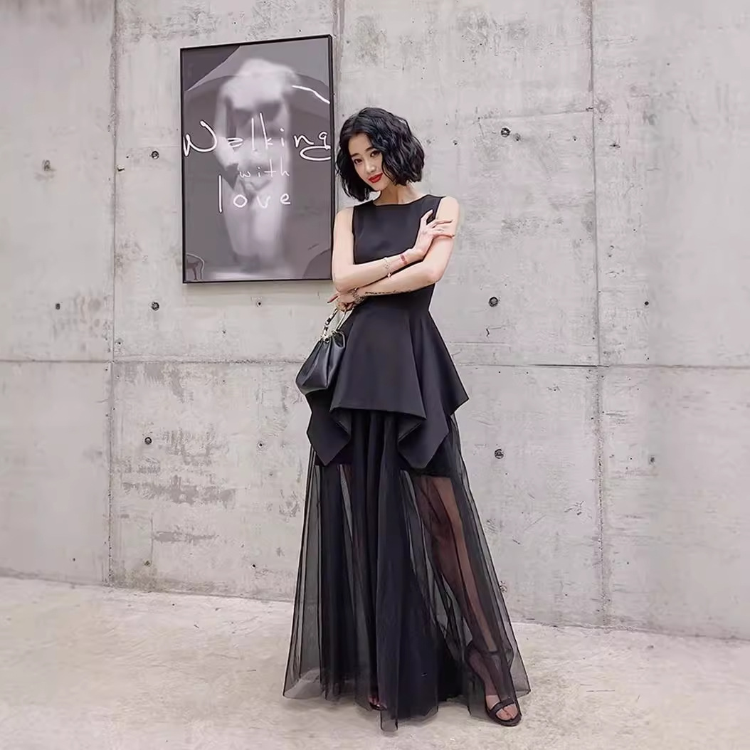 https://fulmo-img-server.com/dresscode-dresscode/42cbe500-b070-479d-8a21-d59c1723549b.jpg