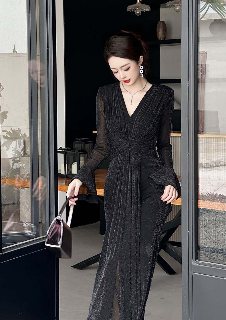https://fulmo-img-server.com/dresscode-dresscode/44ad96f7-5435-4344-a471-cd4239ce16c4.jpg