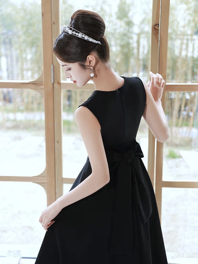 オケージョン ドレス 上品なウエストタック入りノースリーブワンピース