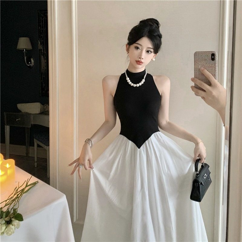 オケージョン ドレス 配色切替ホルターネックフレアワンピース