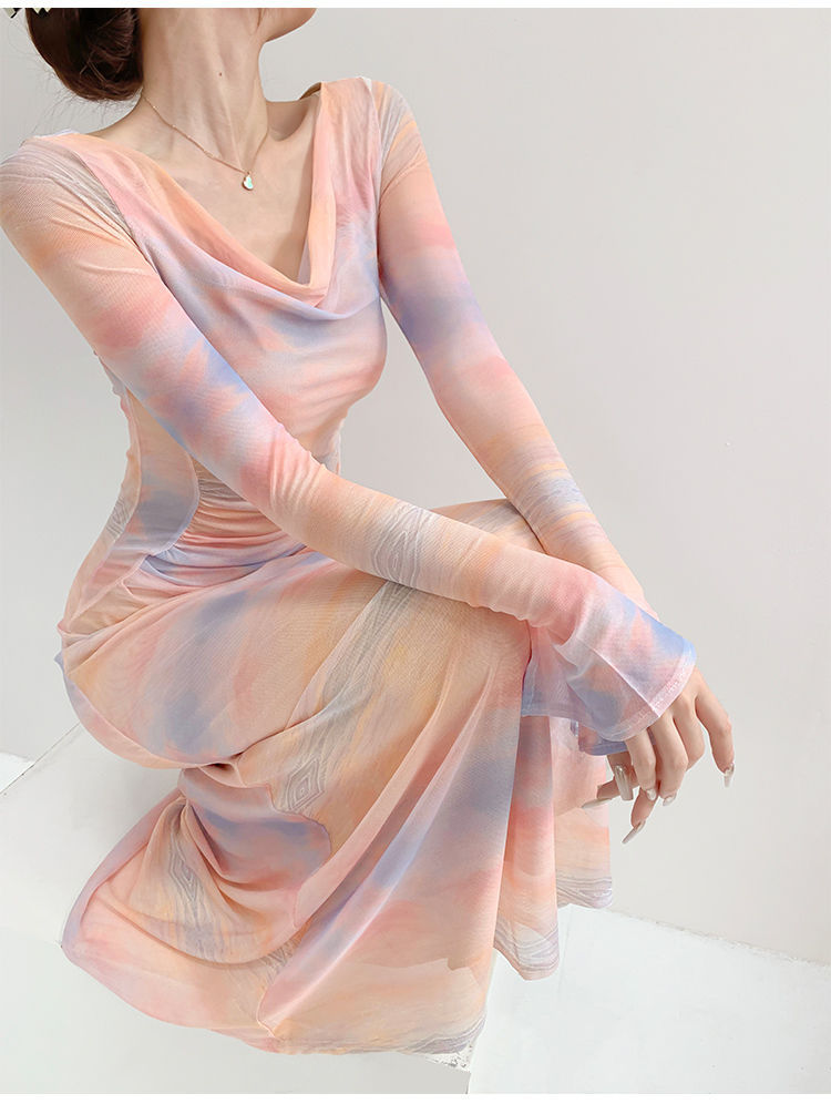 https://fulmo-img-server.com/dresscode-dresscode/47948053-4d30-4735-915a-7ecd09064174.jpg