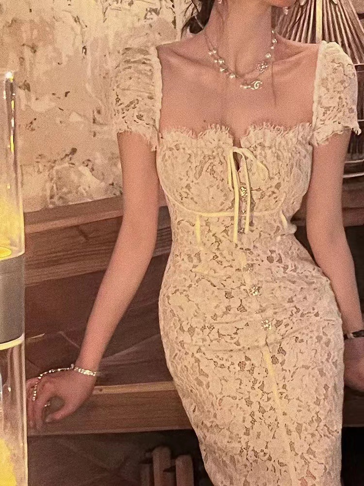 https://fulmo-img-server.com/dresscode-dresscode/493c3102-902e-4b7d-adbe-d5179904c498.jpg
