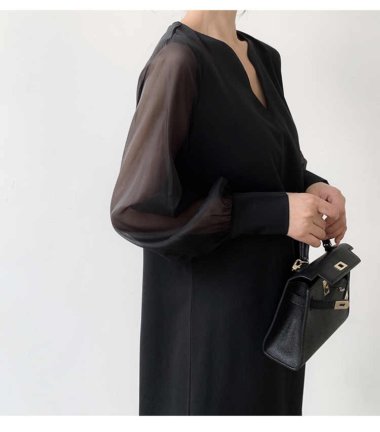 https://fulmo-img-server.com/dresscode-dresscode/4adaa486-ffa7-4654-a0dc-7b48405e12c9.jpg
