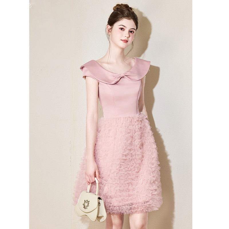 https://fulmo-img-server.com/dresscode-dresscode/4bbc7049-e9fe-4bb5-8fcf-29626b9c3875.jpg