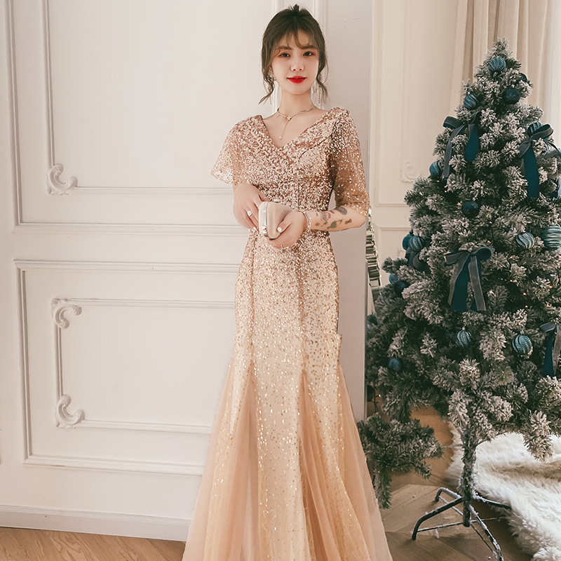 https://fulmo-img-server.com/dresscode-dresscode/4c673fd5-b2e8-41f3-accb-51d7fa6f8797.jpg