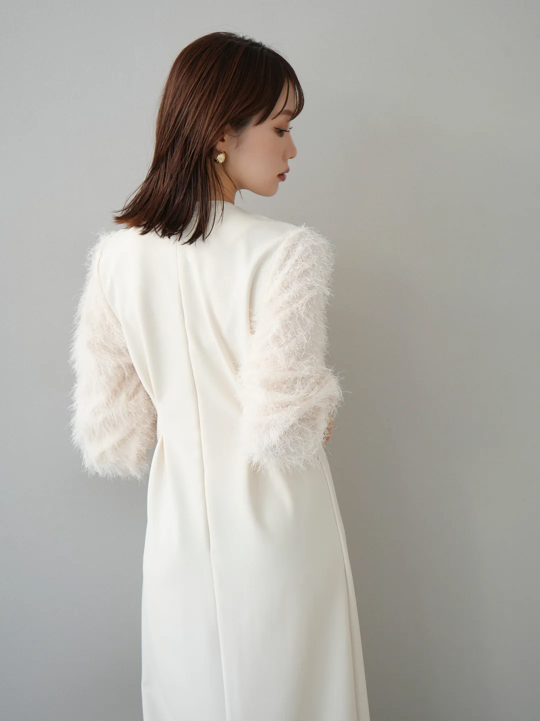 https://fulmo-img-server.com/dresscode-dresscode/4c7306b9-b967-4bc2-8ce4-2f90389ba263.jpg