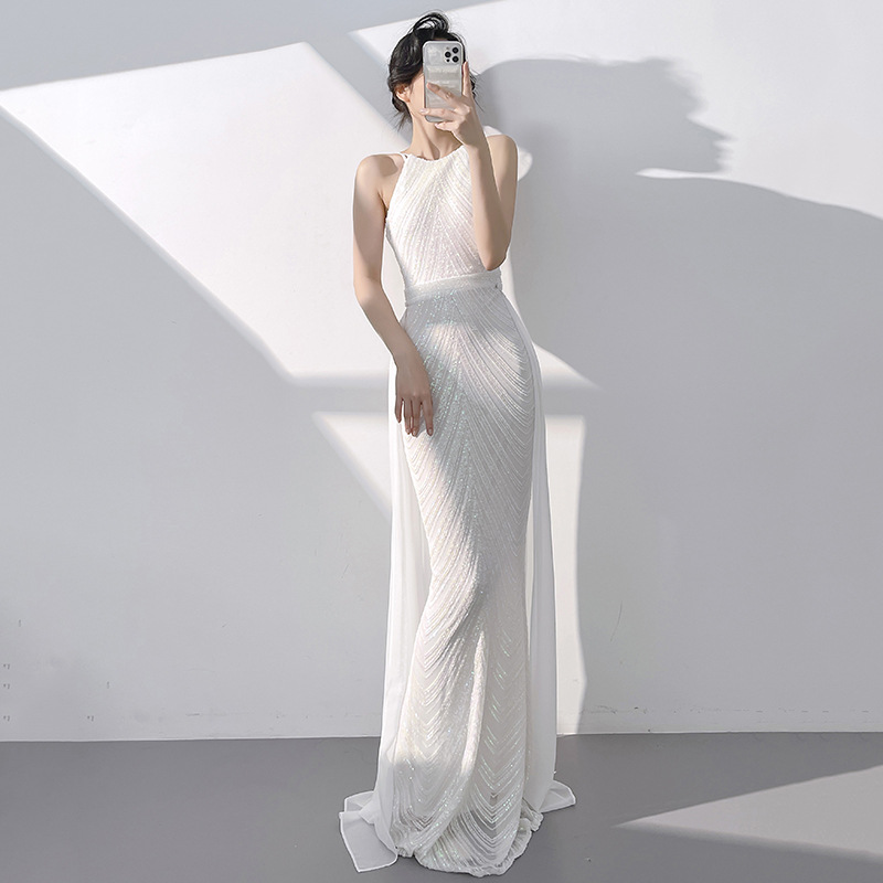 https://fulmo-img-server.com/dresscode-dresscode/4daddbfe-2b2b-4249-8de9-b8d89d36276f.jpg