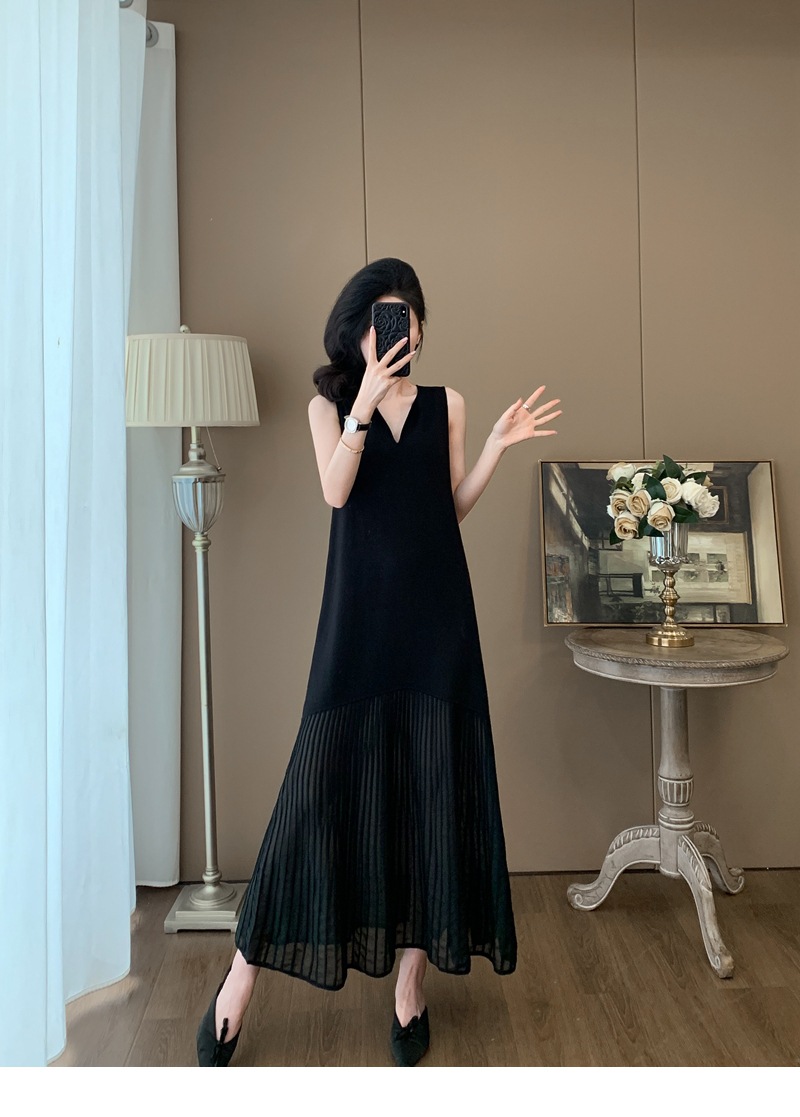 https://fulmo-img-server.com/dresscode-dresscode/4df2fa02-4989-4296-9873-06d822482371.jpg