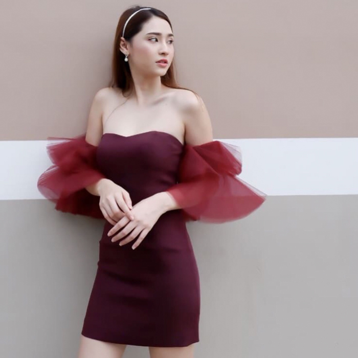 オケージョン ドレス 華やかな袖取り外し式チュール装飾肩出しパーティー衣装