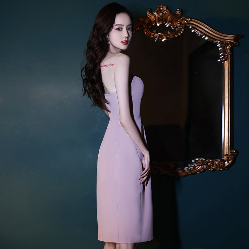https://fulmo-img-server.com/dresscode-dresscode/5003c4c8-c379-44fd-8cef-724be51a1a9f.jpg