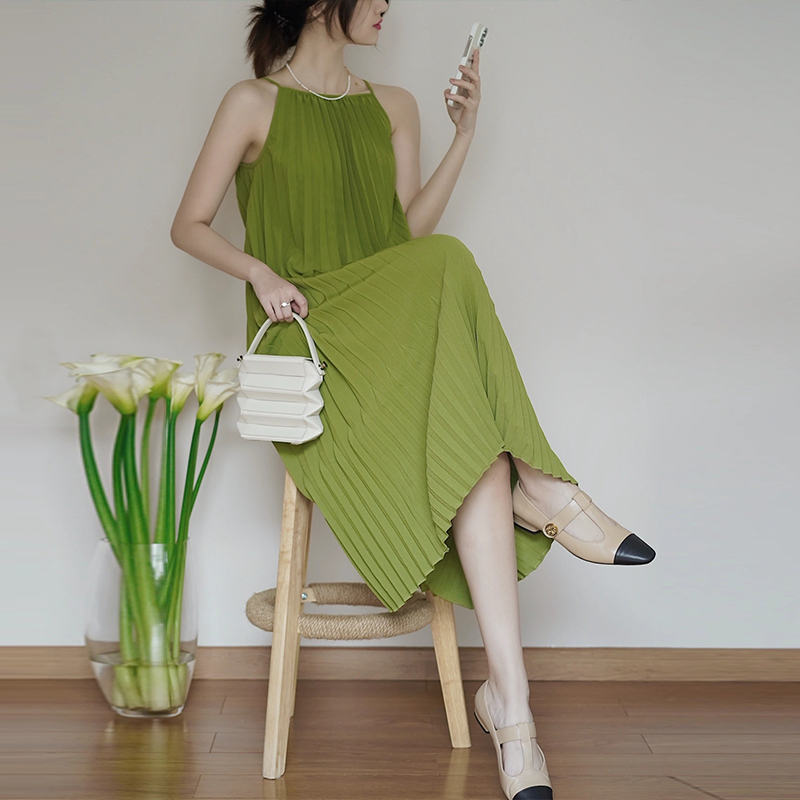 https://fulmo-img-server.com/dresscode-dresscode/504ebc07-2dd1-4804-abe6-1bf0ff1f39f4.jpg