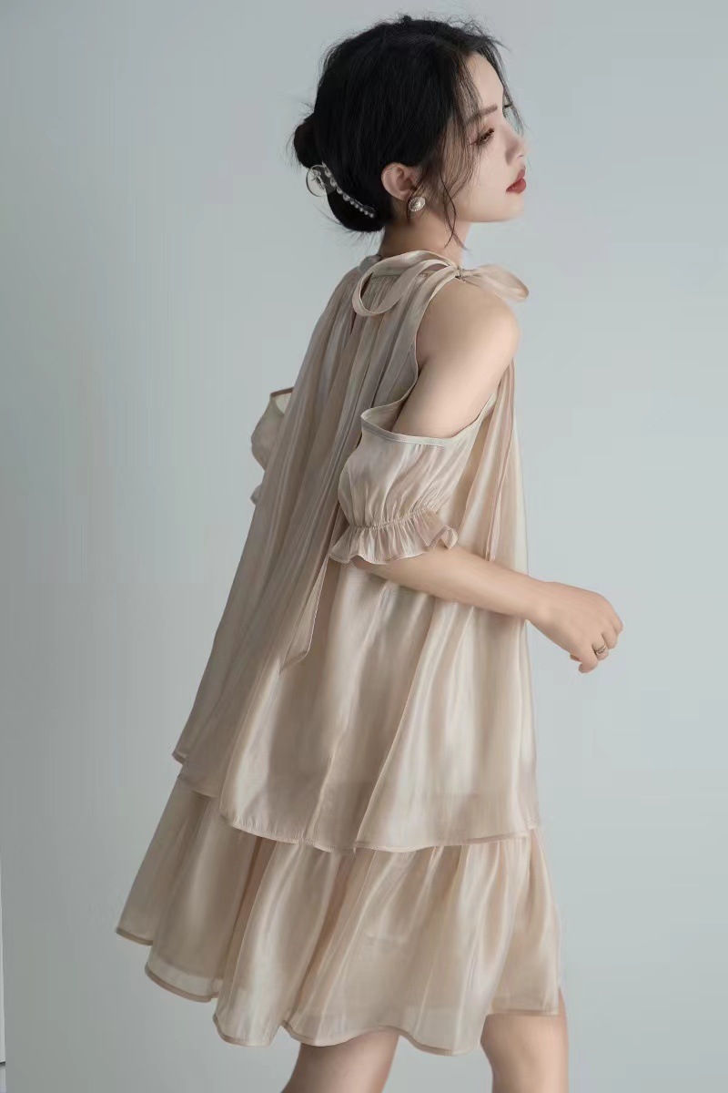 https://fulmo-img-server.com/dresscode-dresscode/51390488-41d2-4a13-b20e-e4225539bca8.jpg