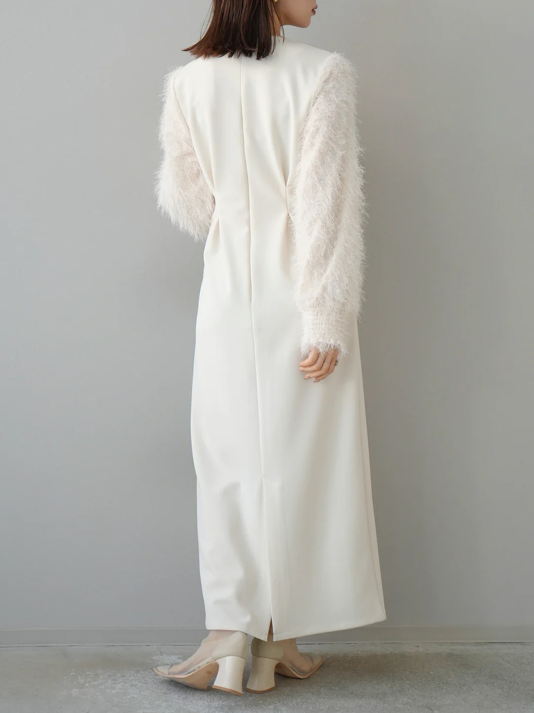 https://fulmo-img-server.com/dresscode-dresscode/51c5dbdd-85b0-4f7d-b6bd-d601529cb99b.jpg