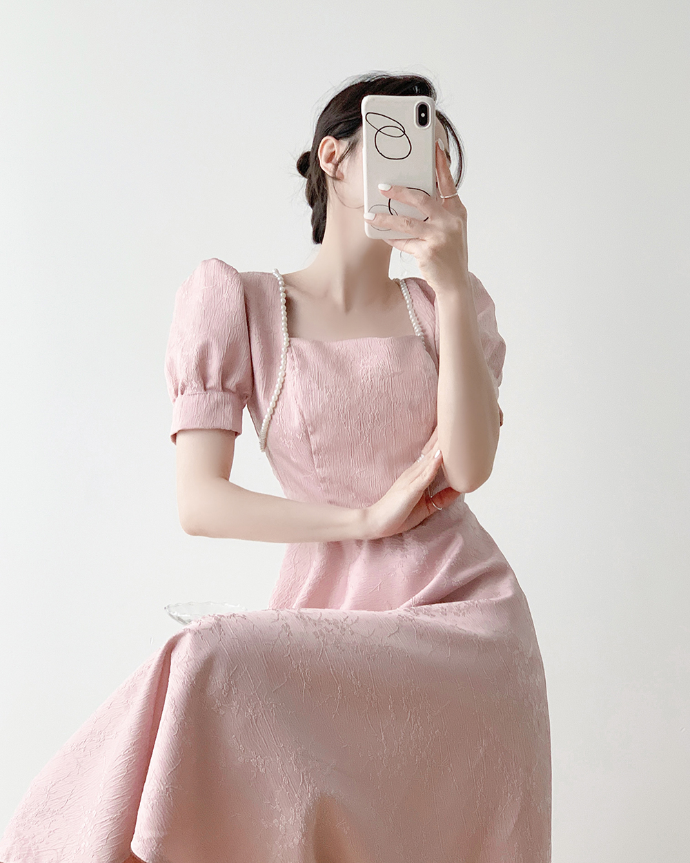 https://fulmo-img-server.com/dresscode-dresscode/53c884de-db1e-4772-99bd-a091032cb697.jpg