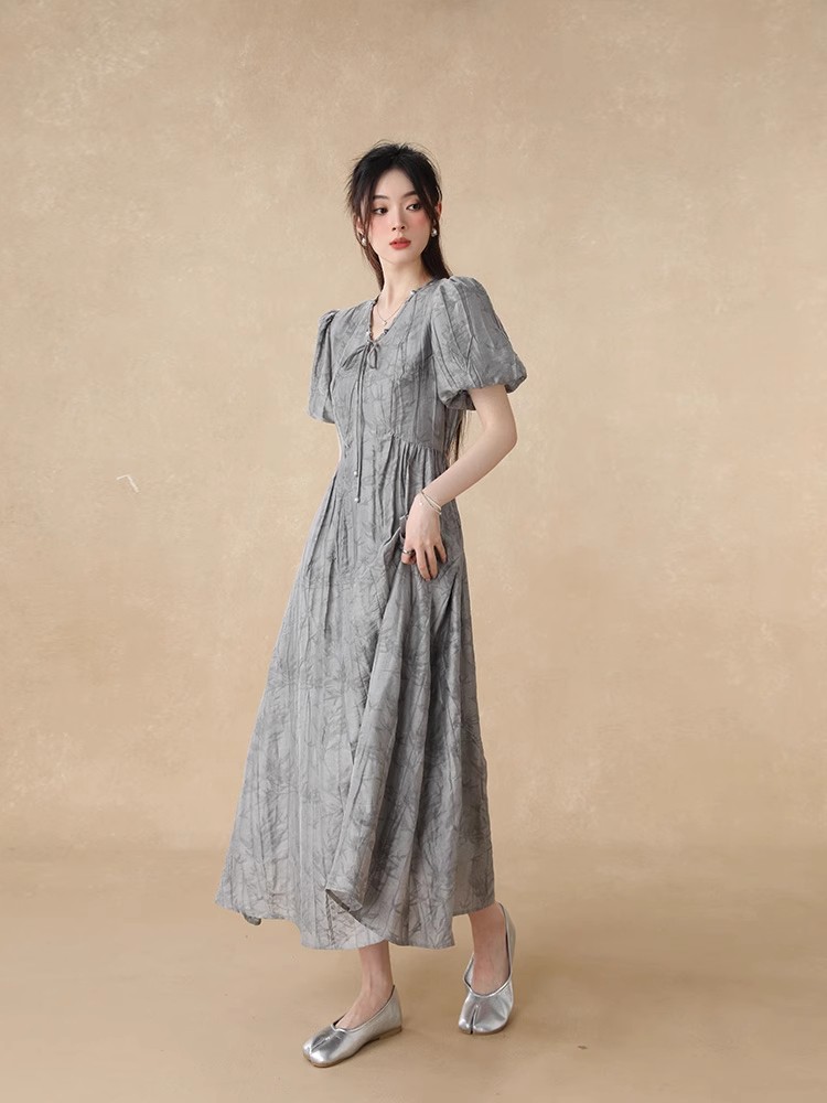 https://fulmo-img-server.com/dresscode-dresscode/53d317cd-e48a-410a-808b-df72f63b8a86.jpg