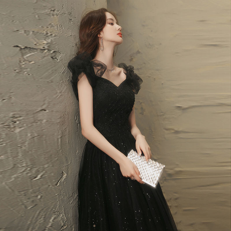https://fulmo-img-server.com/dresscode-dresscode/53de21d3-dc8b-4a79-aa0d-deeca2e4ab32.jpg