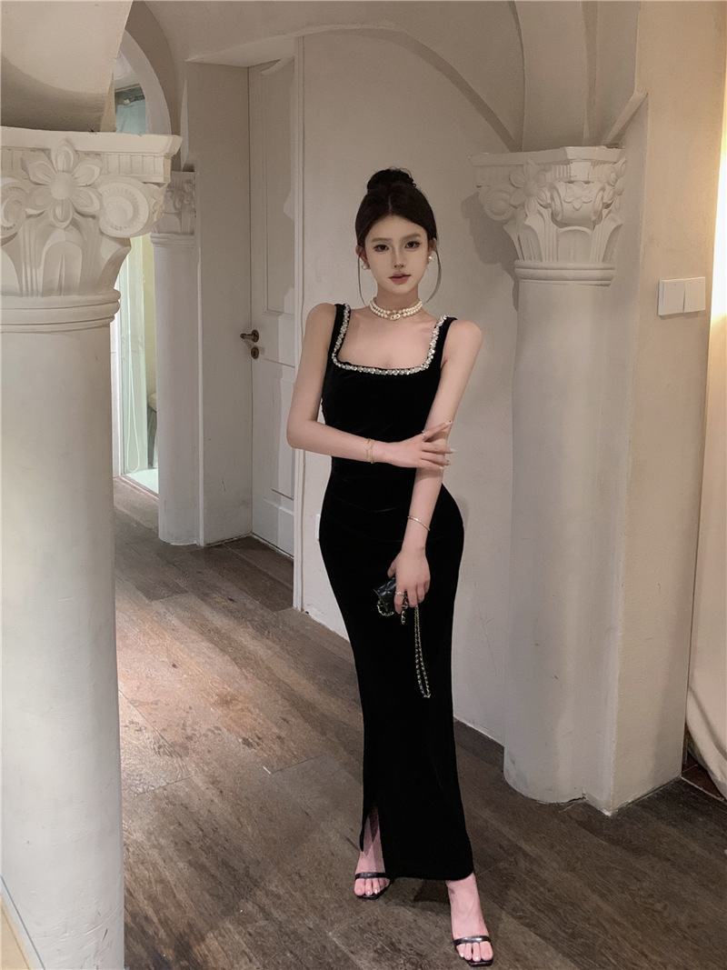 https://fulmo-img-server.com/dresscode-dresscode/5735b13d-e1b9-49c5-9a23-3243a1cc5fb9.jpg