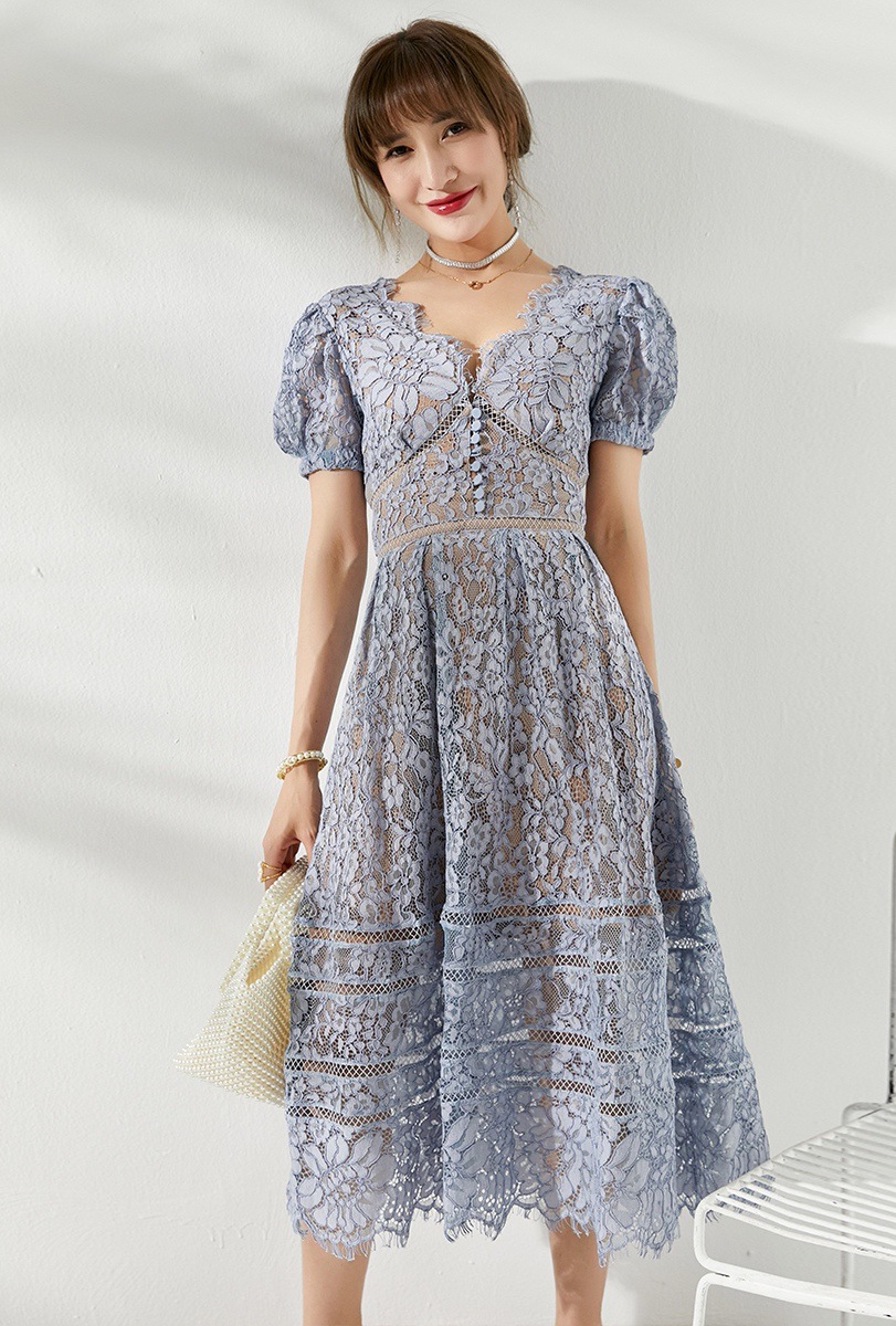 https://fulmo-img-server.com/dresscode-dresscode/59fec140-cbeb-42fb-8cf3-0503797f6a41.jpg