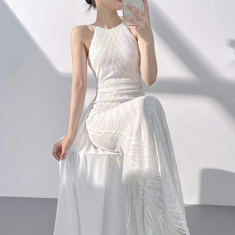 https://fulmo-img-server.com/dresscode-dresscode/5b29a91e-166e-4cf8-a748-23ca3cd76b2c.jpg